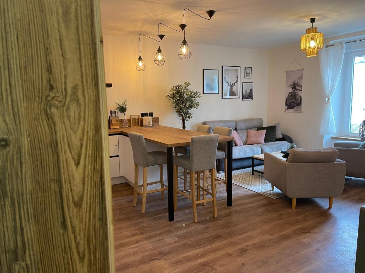 Appartement tout confort haut de gamme en plein centre ville Gérardmer Extérieur photo