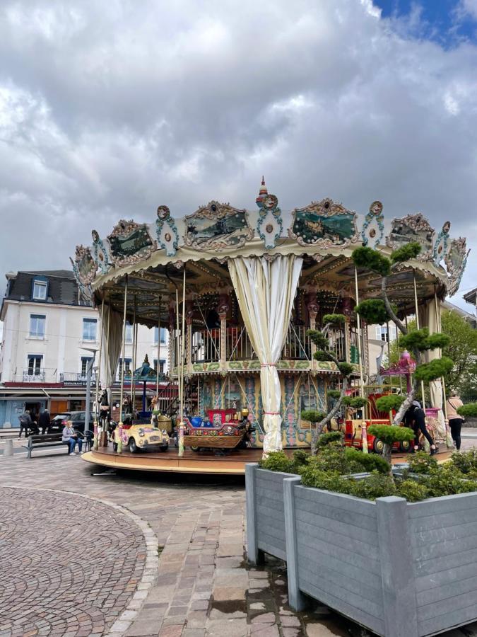 Appartement tout confort haut de gamme en plein centre ville Gérardmer Extérieur photo